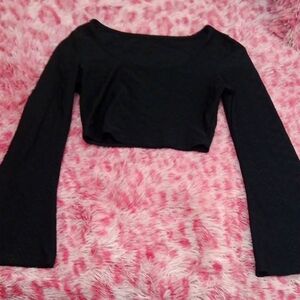 SHEIN Black Long Sleeve Crop Top